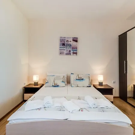 Apartment Victoria