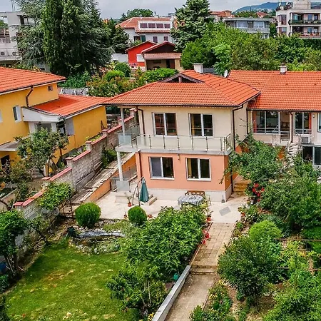 Victoria Apartment Varna